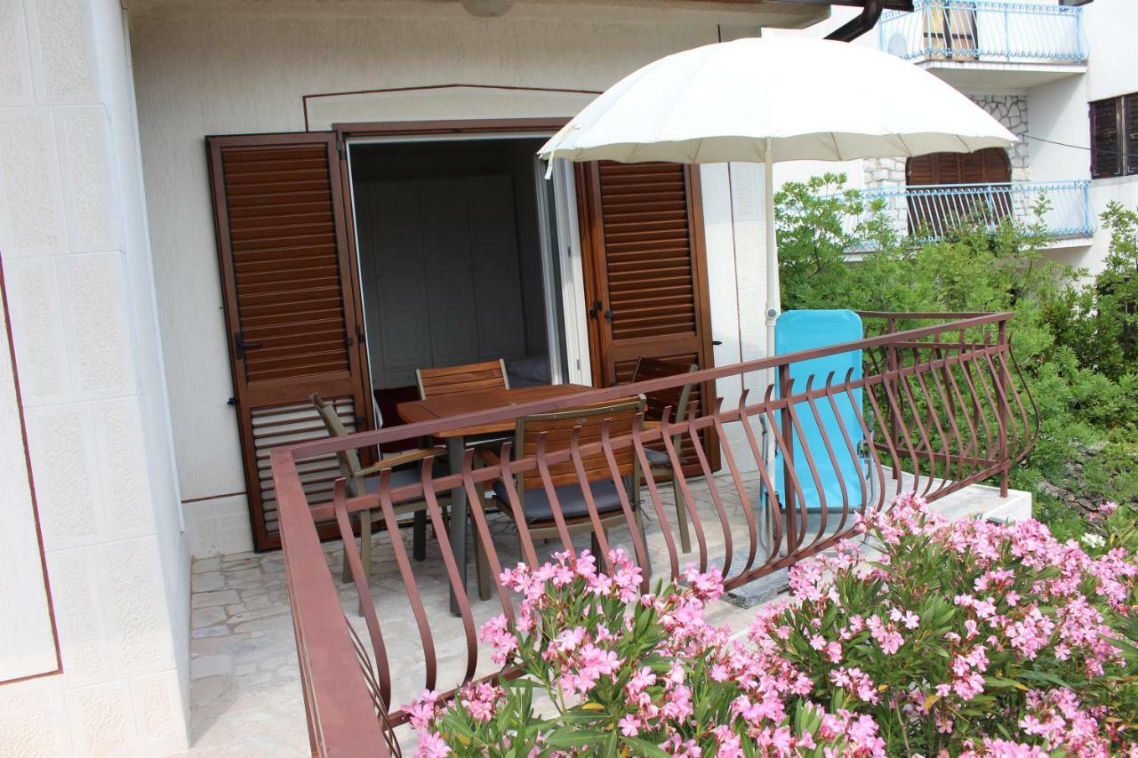 Apartmani Mia Jadranovo Exterior foto